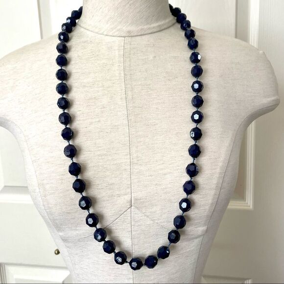 Long dark blue beaded necklace - Picture 3 of 8